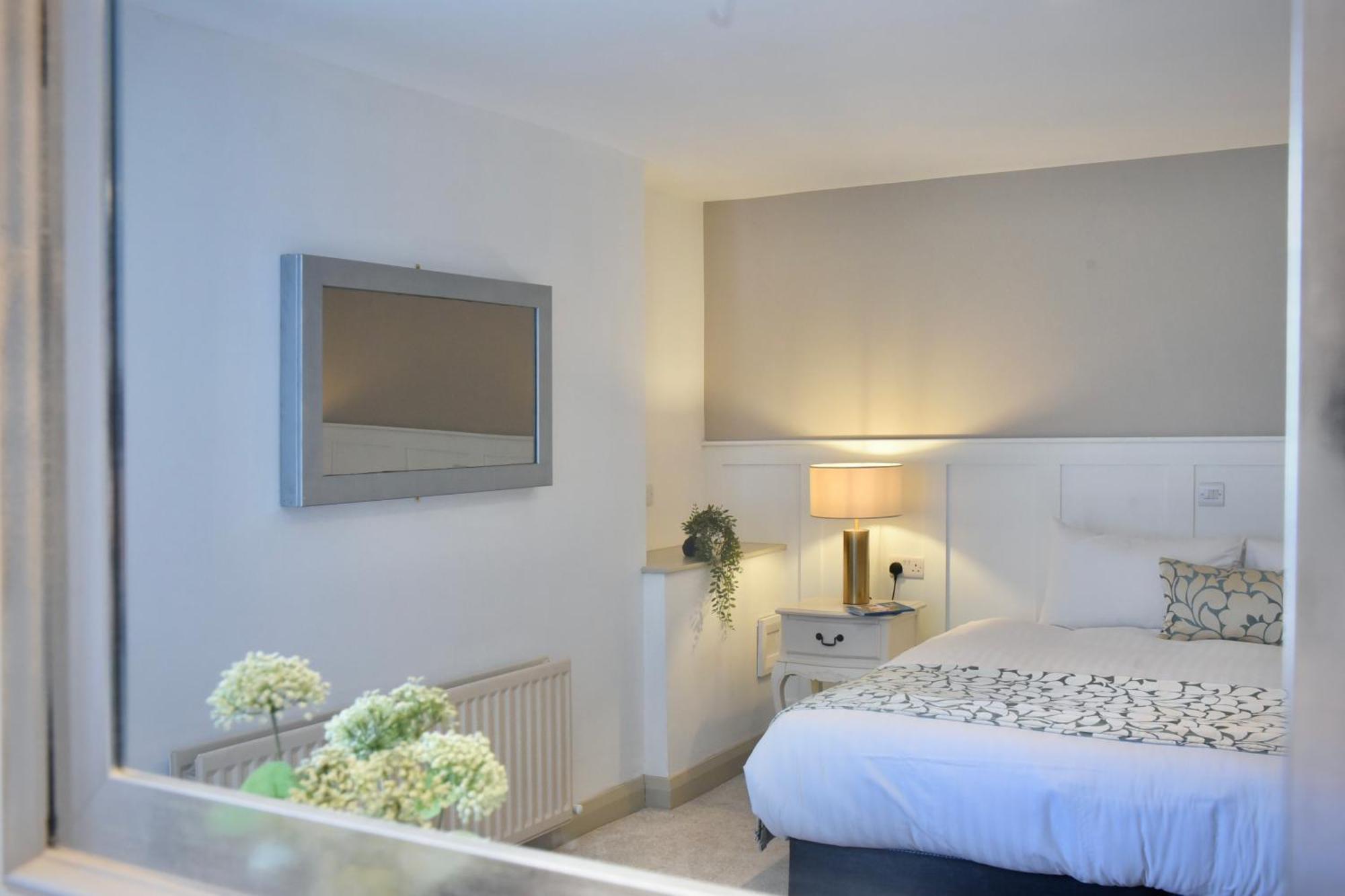 The Lough & Quay Accommodation Town Centre Warrenpoint Zewnętrze zdjęcie